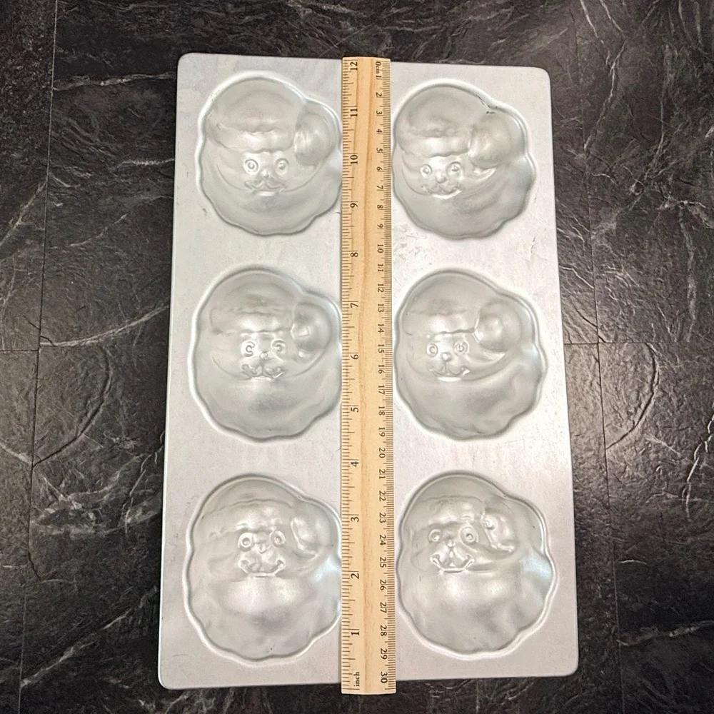 AMSCAN INC Santa Claus Mold Pan (Set of 2)